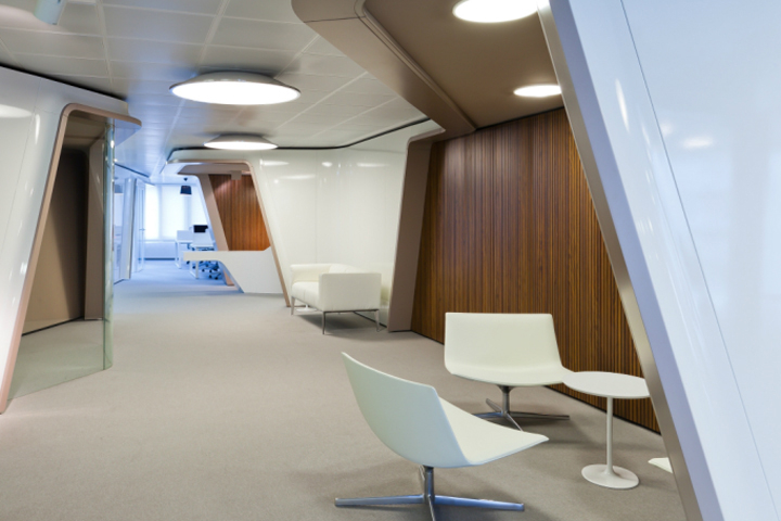 popoffices-Inaugure-Hospitality-Group-headquarters-by-YLAB-01.jpg